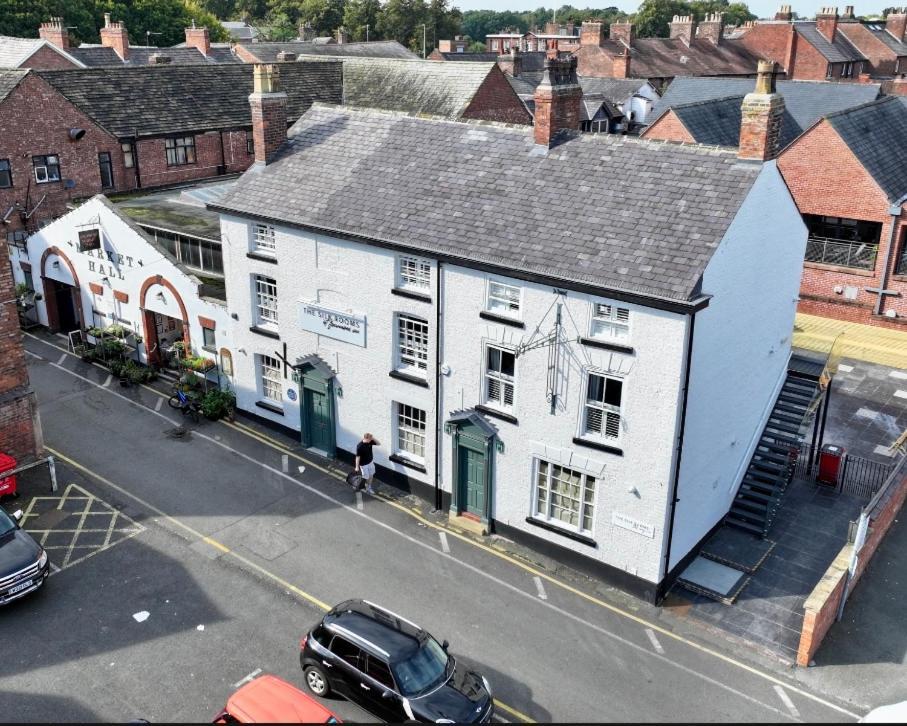 The Silk Rooms, At The Freemasons Inn Knutsford Eksteriør bilde